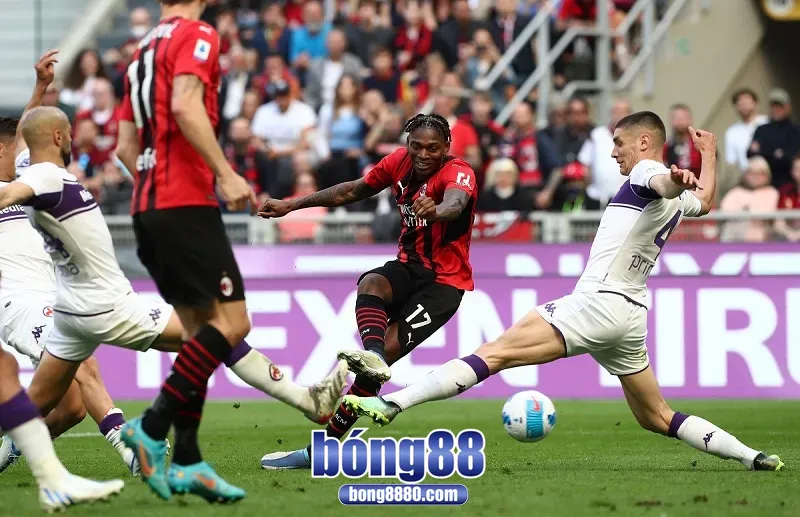 Dự đoán kết quả AC Milan 2 - 1 Fiorentina